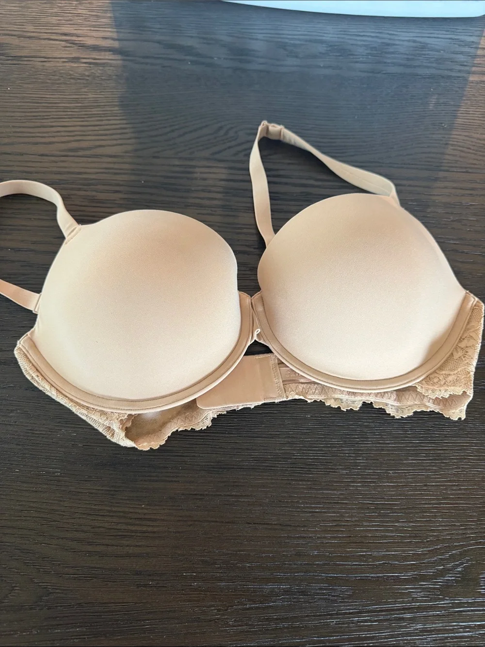 SKIMS Fits Everybody Lace T-Shirt Bra, 36D, Clay - Picture 6 of 7